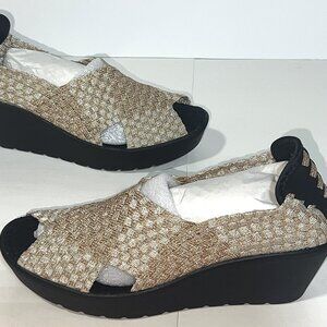 Steven By Steve Madden Braavo Rose Gold Metallic Peep Toe Wedge Heel Shoes 7.5